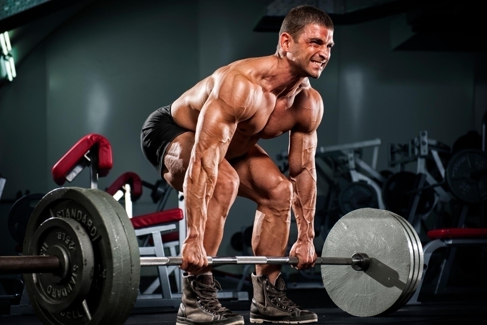 valtranad man gor deadlift