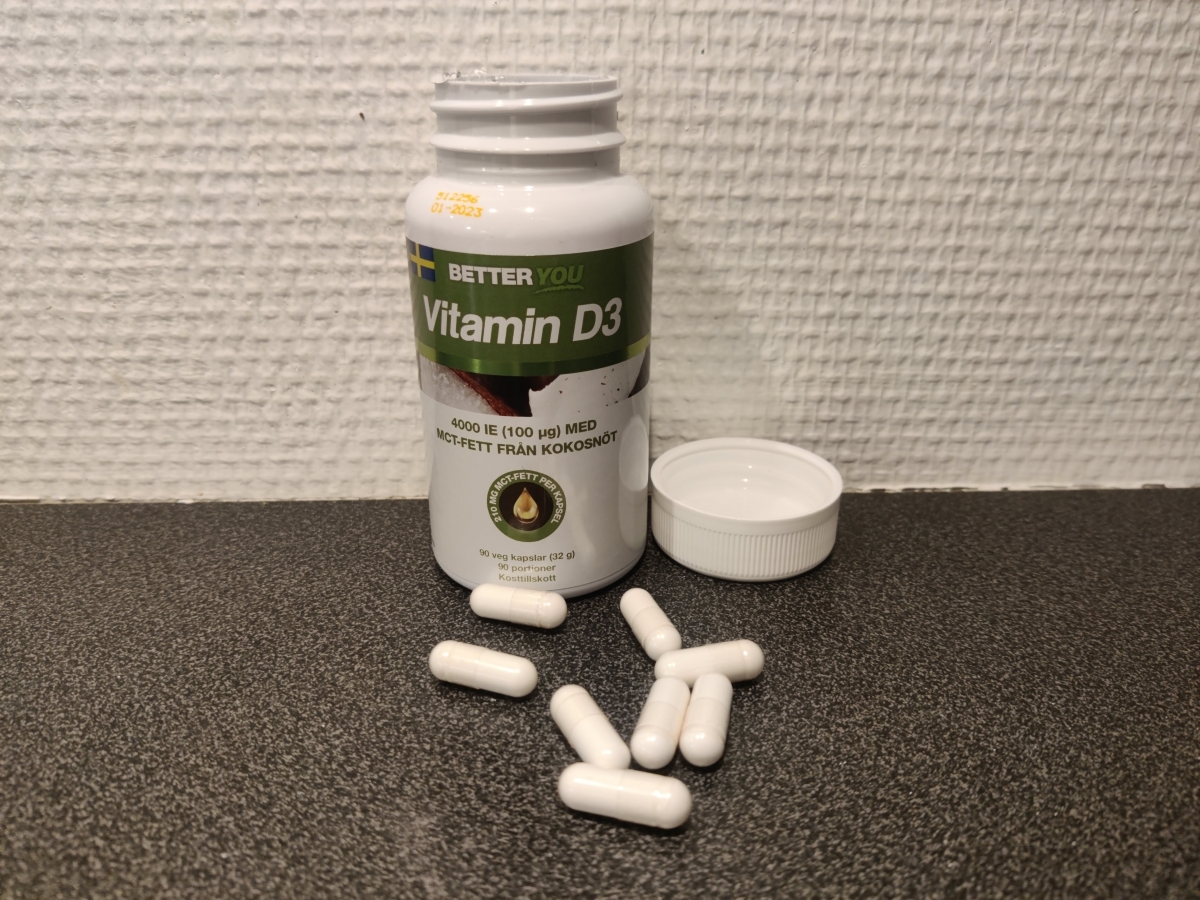Better You Vitamin D3 4000 IE med MCT, kapslar på bänkskiva, egen bild