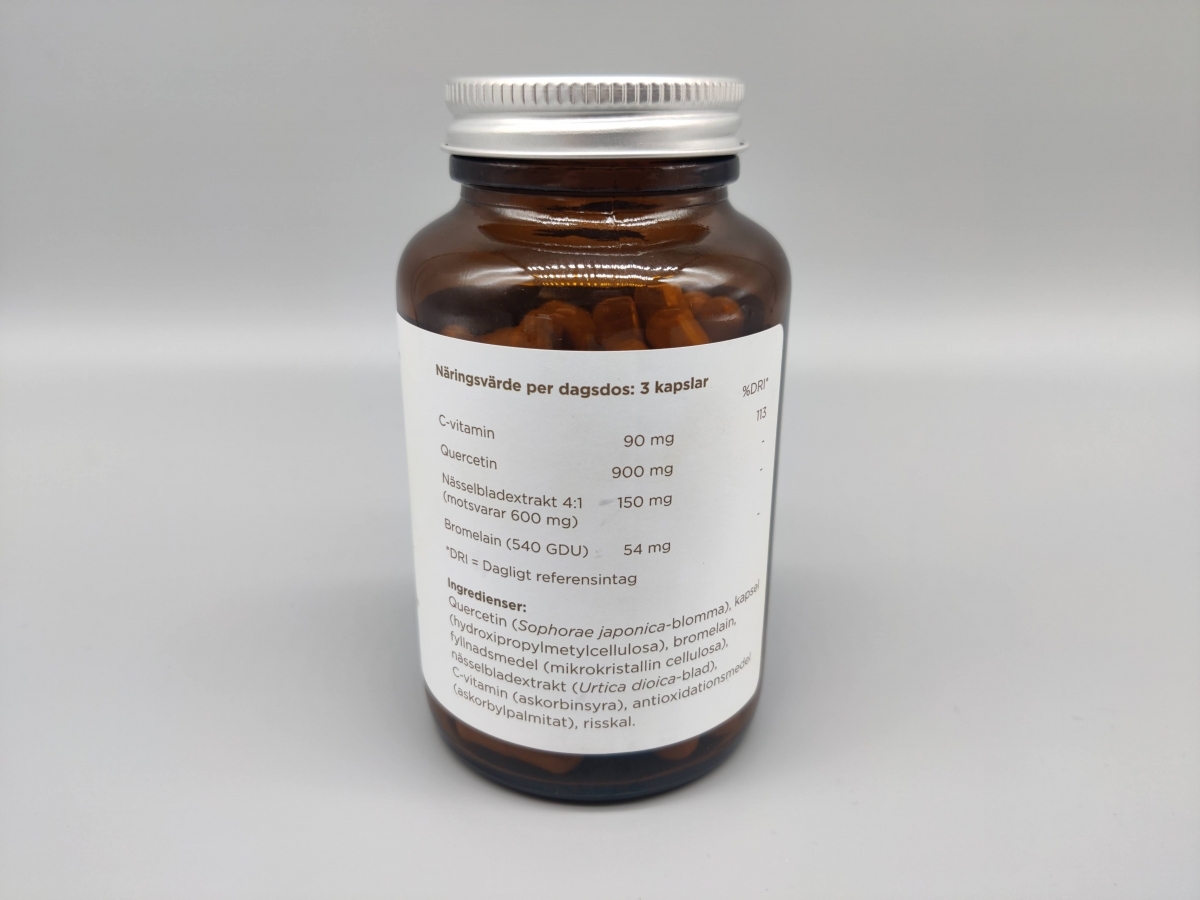 Näringsvärden på etiketten för BioCare Quercetin Komplex, fotat av oss