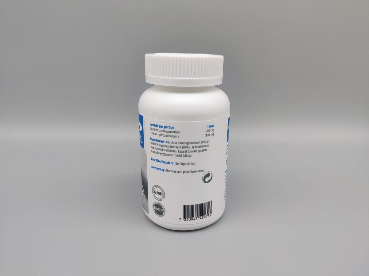 Baksida med innehåll 500 mg extrakt per kapsel varav 60% HCA, egen produktbild