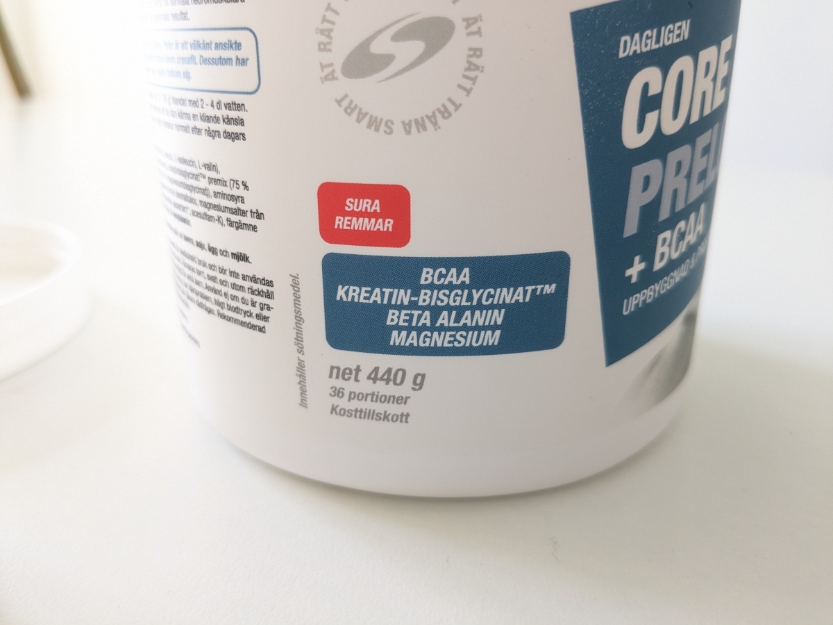 Core Preload + BCAA närbild på etikett med Sura Remmar och listade nyckelingredienser
