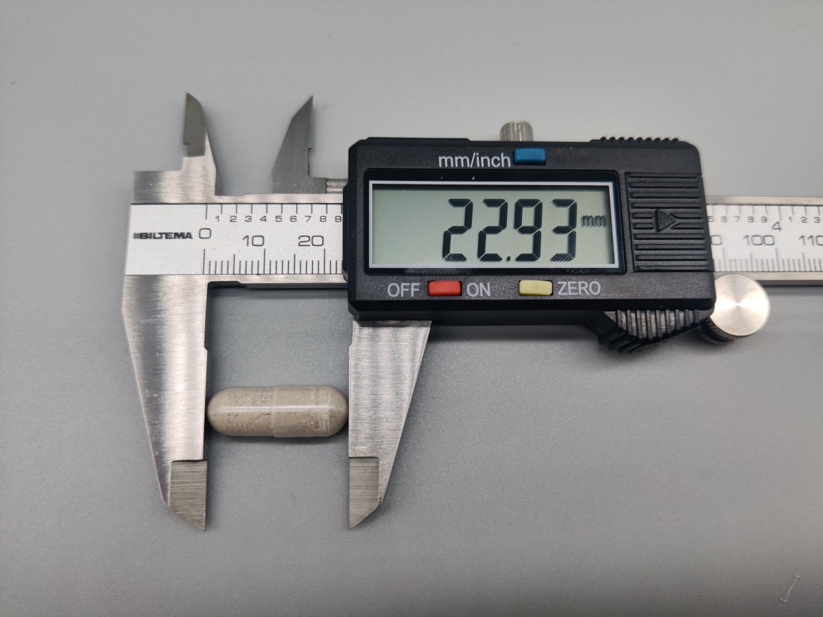 Skjutmått visar 22,93 mm på Deep Sleep-kapsel, vår mätning