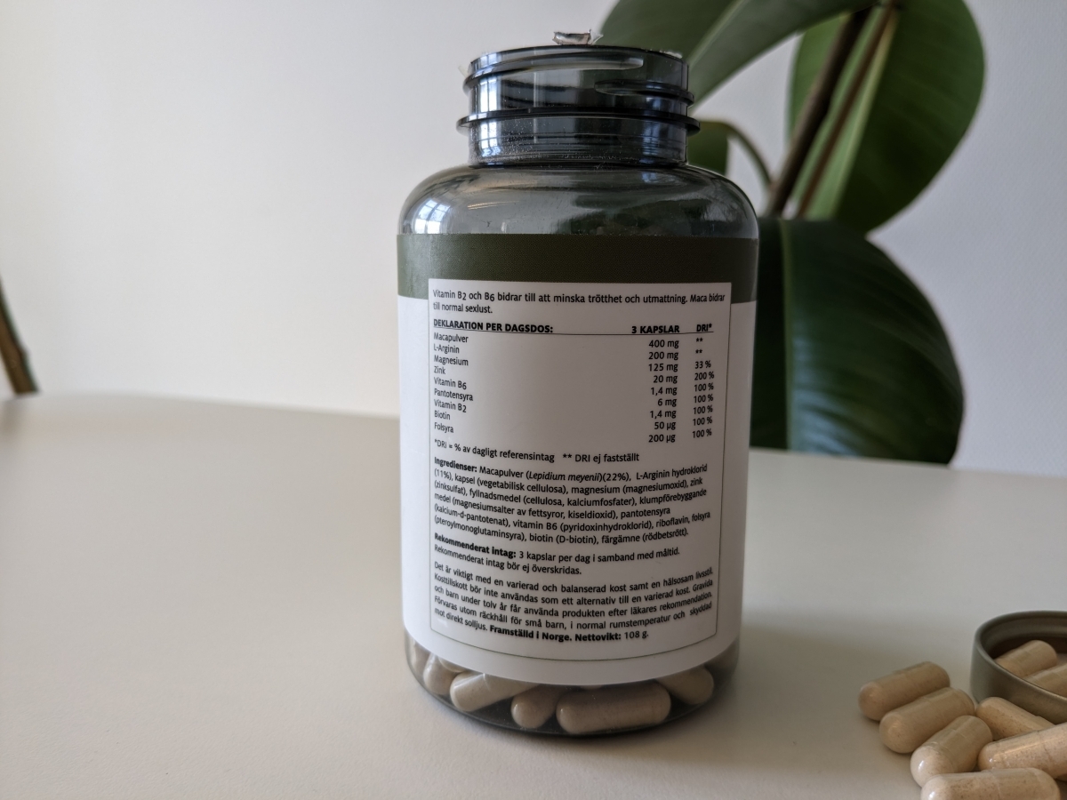 Baketikett med innehåll på Elexir Maca L-arginin, foto i vår recension