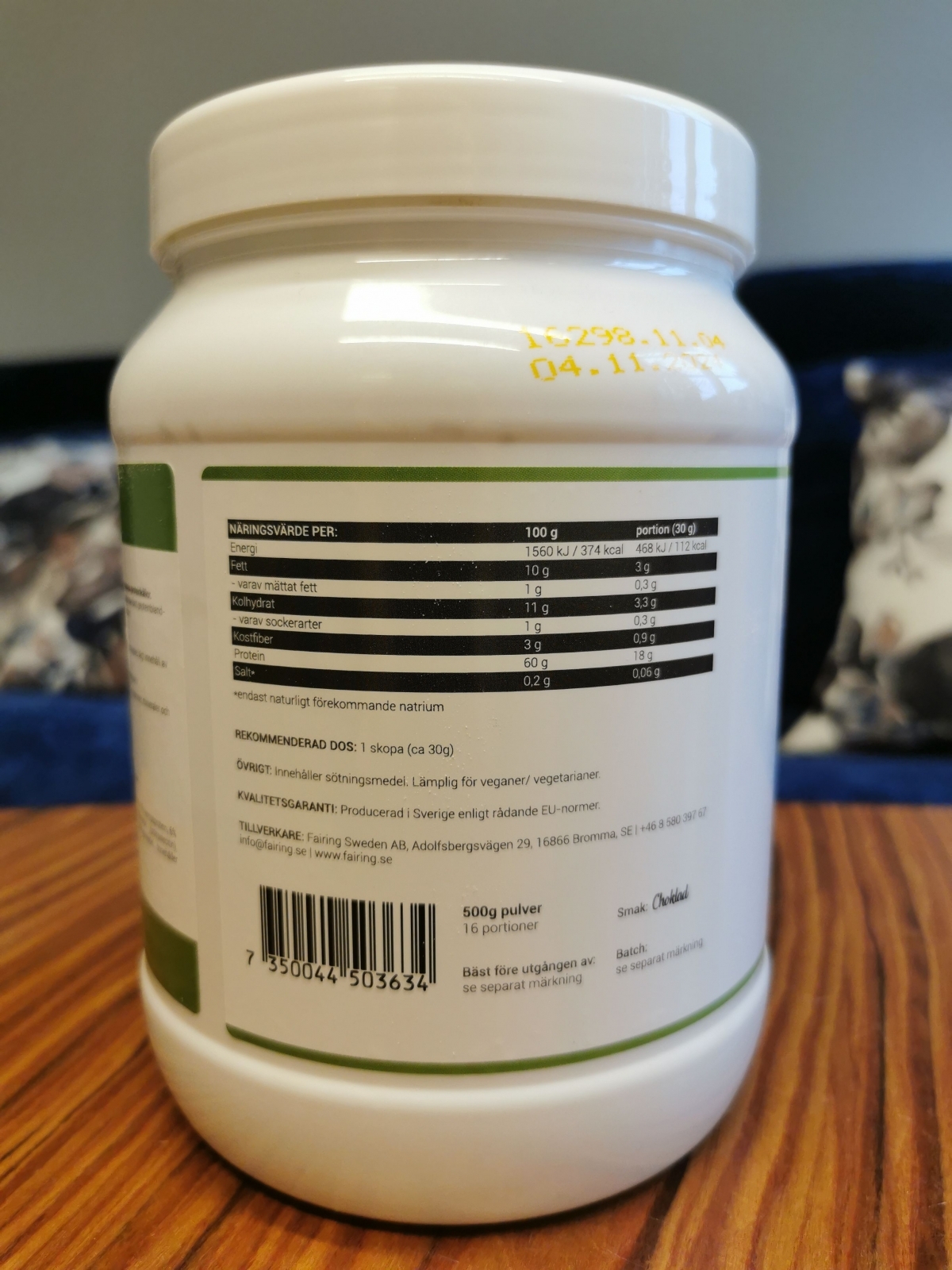 Näringstabell med 18 g protein per portion på burken