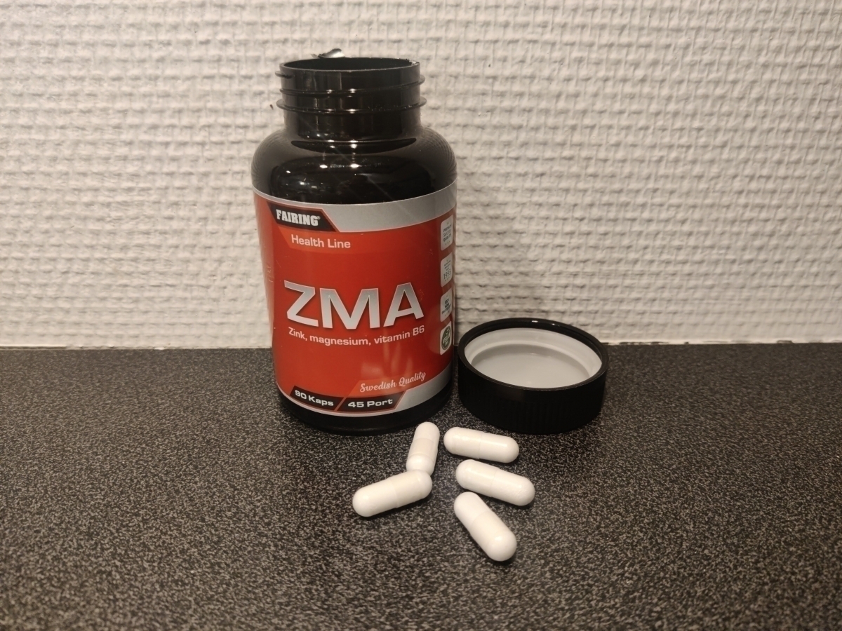 Fairing ZMA öppnad burk med kapslar på bänken, foto från vårt test