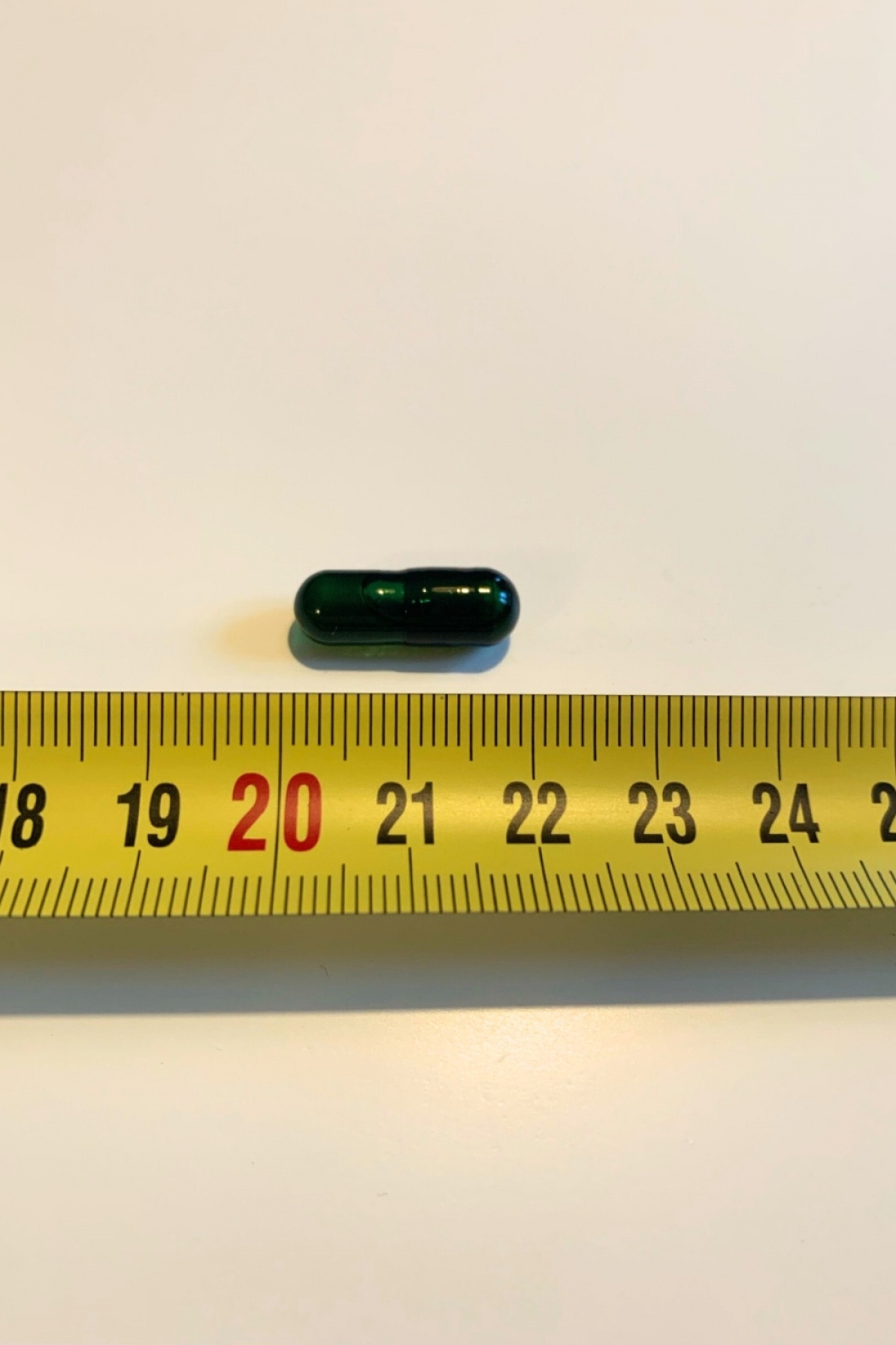Kapsel jämte måttband cirka 20 mm Great Earth E‑vitamin