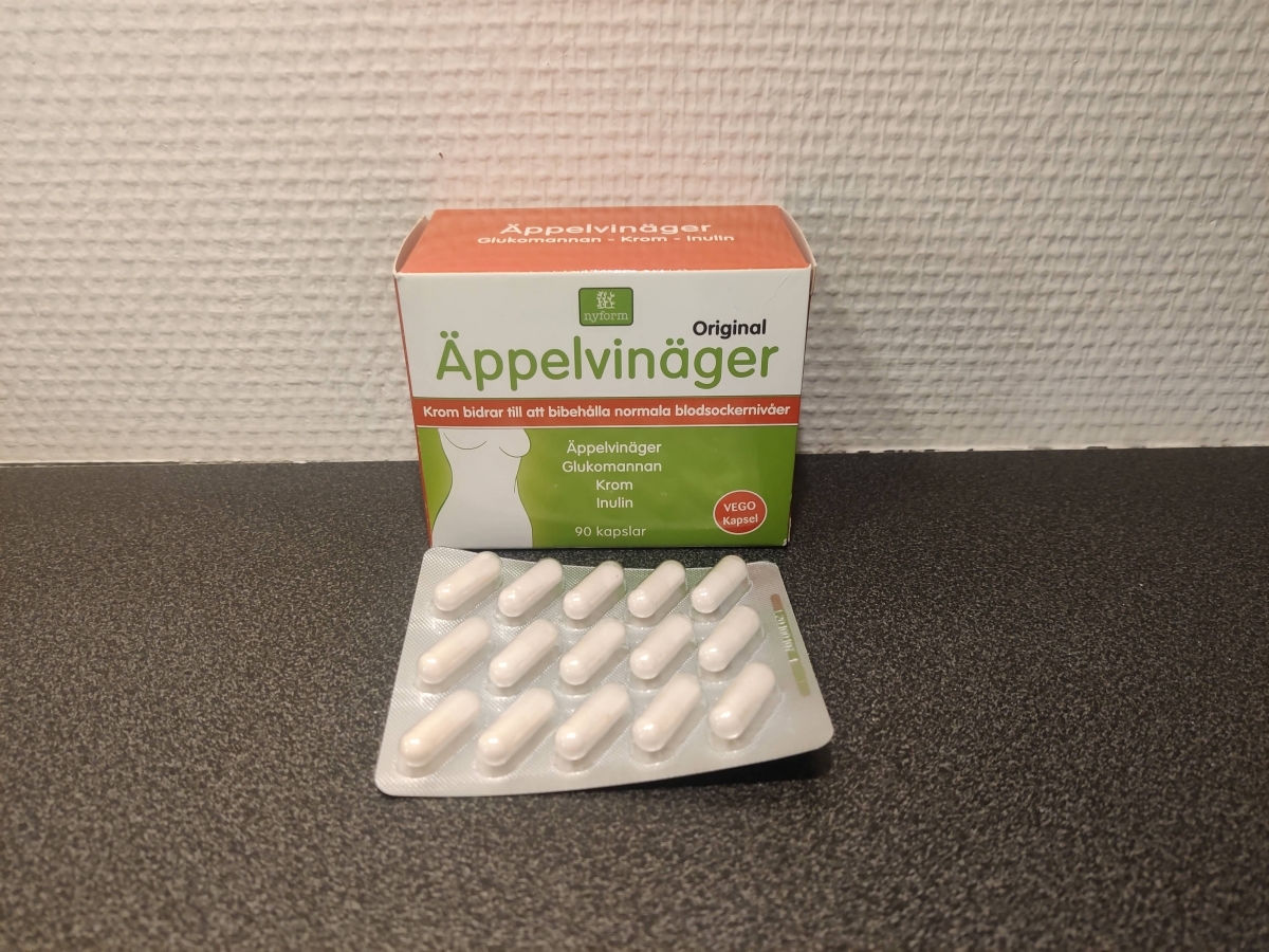 Nyform Äppelvinäger Krom med öppnat blister taget av oss under testet