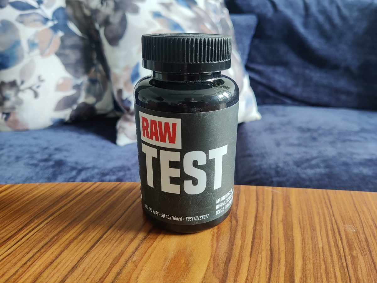 RAW Test-burk på soffbord, foto taget av oss under 12‑veckorstestet