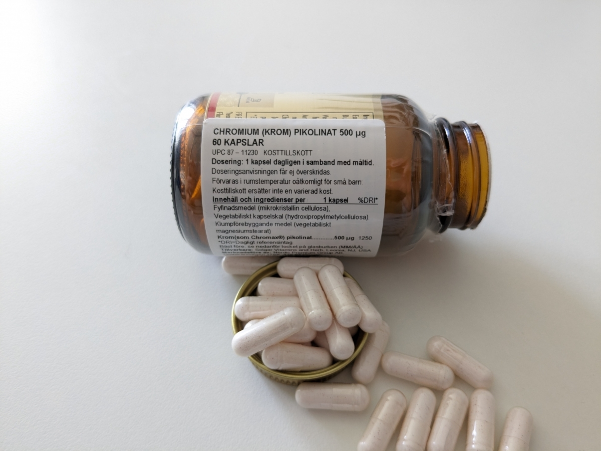 Sidoetikett med dosering och ingredienser på Solgar Chromium Picolinate 500 µg, 60 kapslar