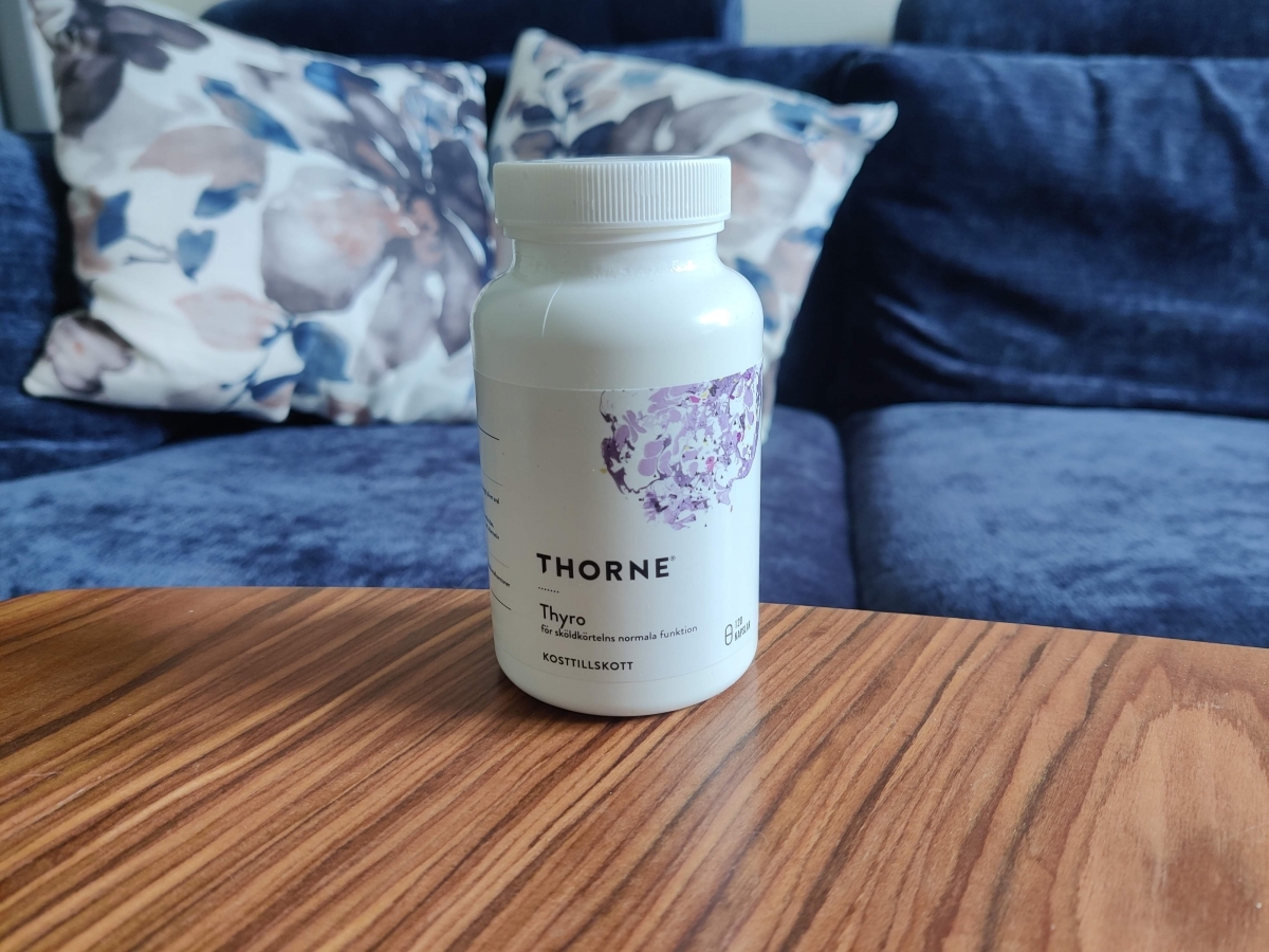 Thorne Thyrocsin på soffbord hemma, egen bild från testet