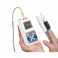 Pulsoximeter foer vuxna och barn OXY 50 Saturationsmaetare3